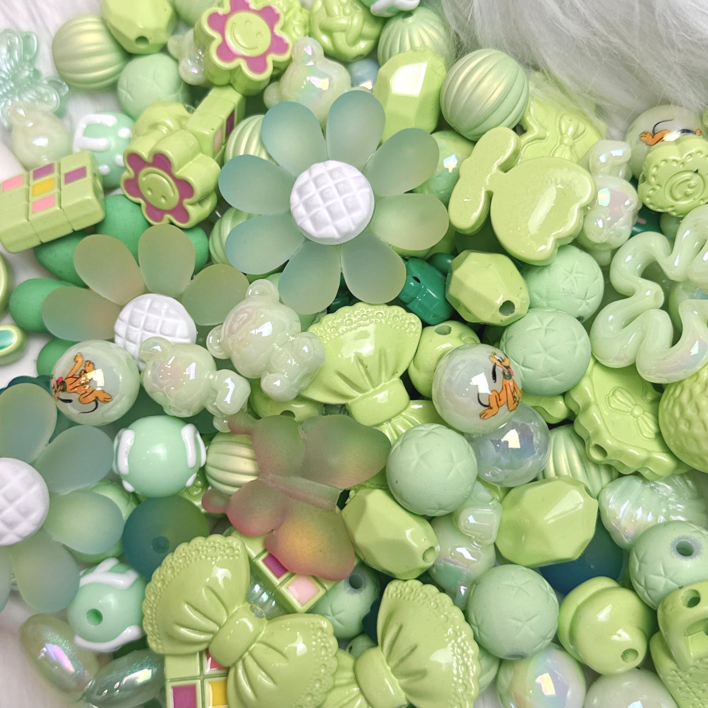 Mélange de perles Pisatache