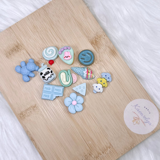 Charms Kawaii Blue x11