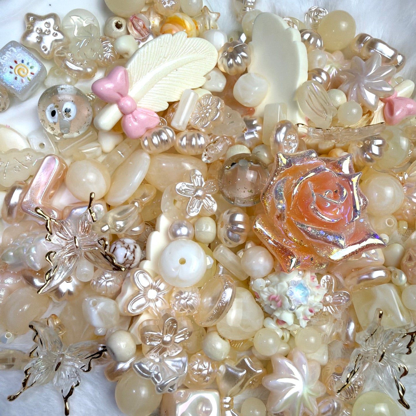 Mélange de perles corail