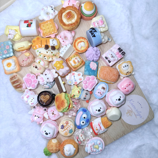 Charm/miniature divers